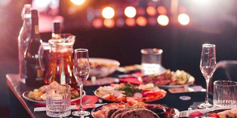 ¿De verdad crees que hay que cenar poco para perder peso?