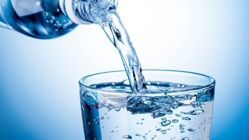 ¿Por qué es tan importante el agua para nuestro organismo? | Dietista en Vigo
